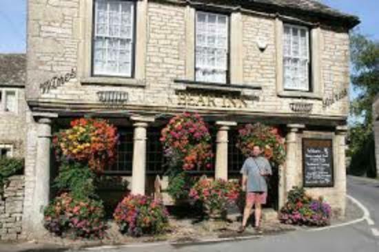 Bear Inn - Bisley Bisley  Dış mekan fotoğraf